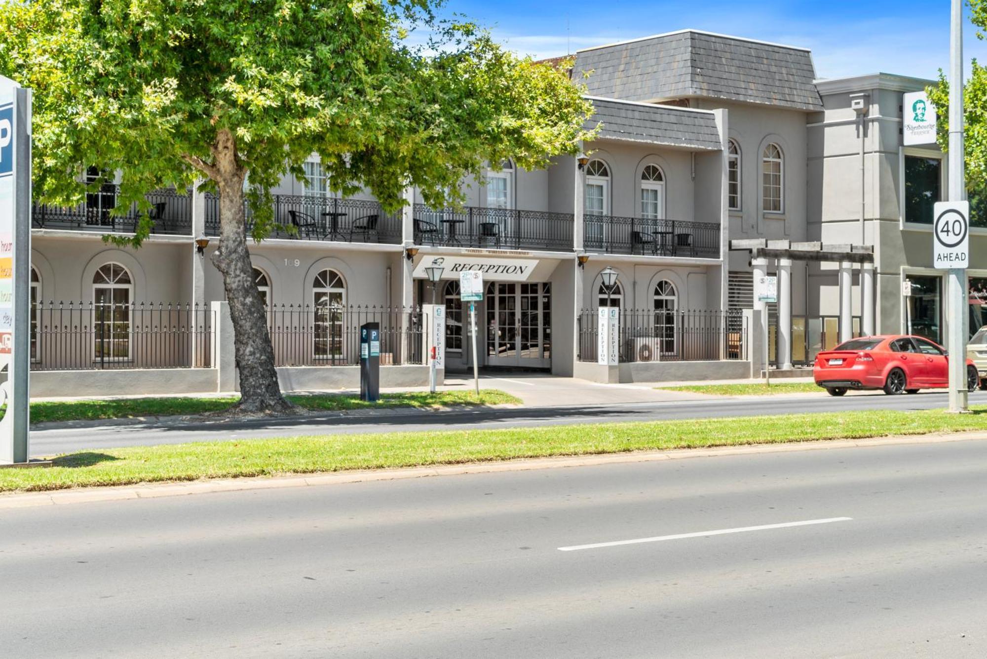 Sherbourne Terrace Hotel Shepparton Exterior photo